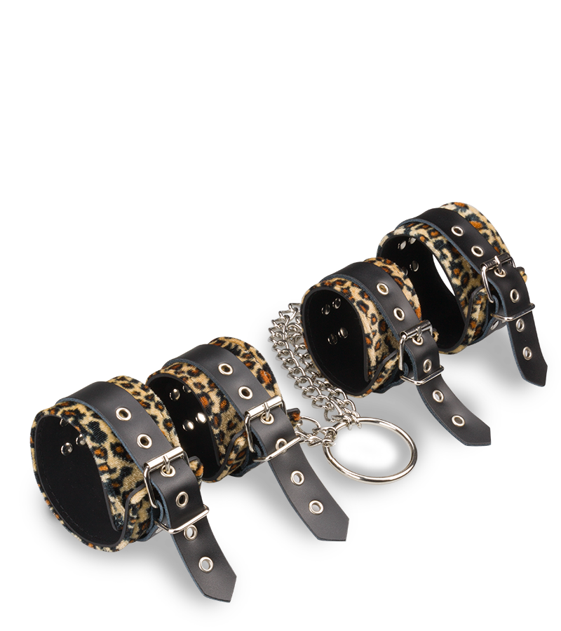 LOVE AND VIBES Menottes En Croix Chevilles Poignets 3 LOVE AND VIBES Menottes En Croix Chevilles Poignets – Image 3