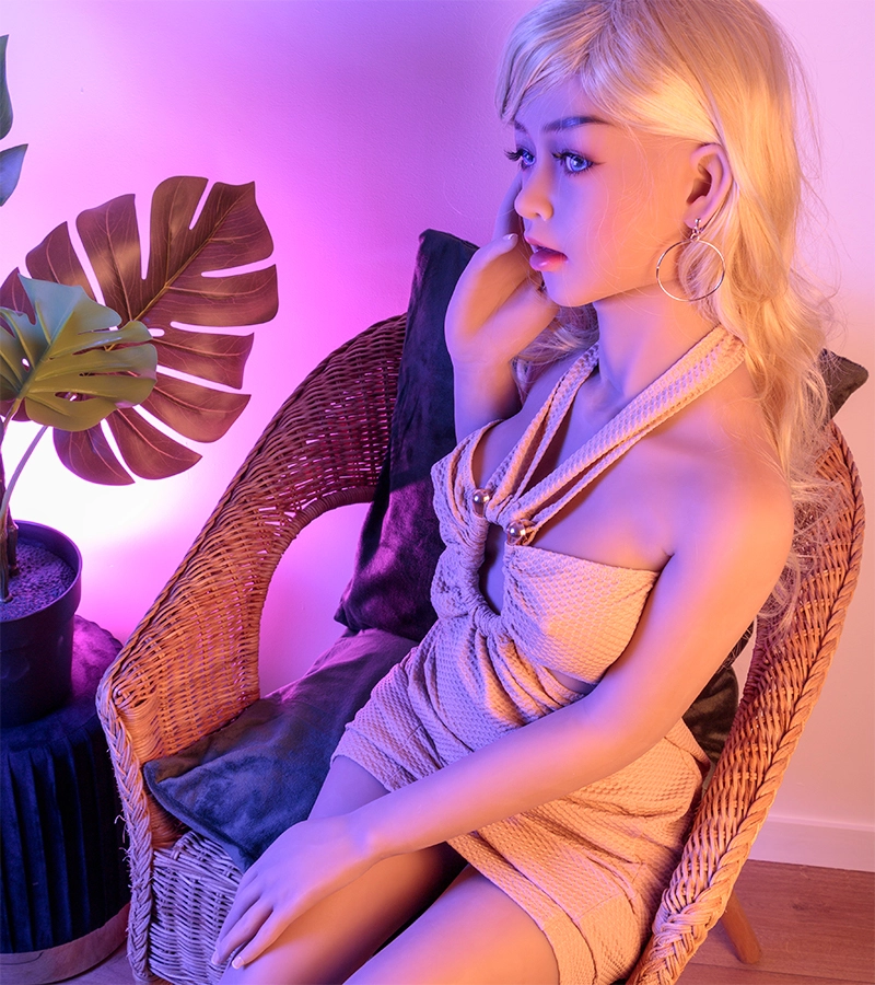 LOVE AND VIBES Poupée Sexuelle TPE Sexy Katrina 1,50m 5 LOVE AND VIBES Poupée Sexuelle TPE Sexy Katrina 1,50m – Image 5